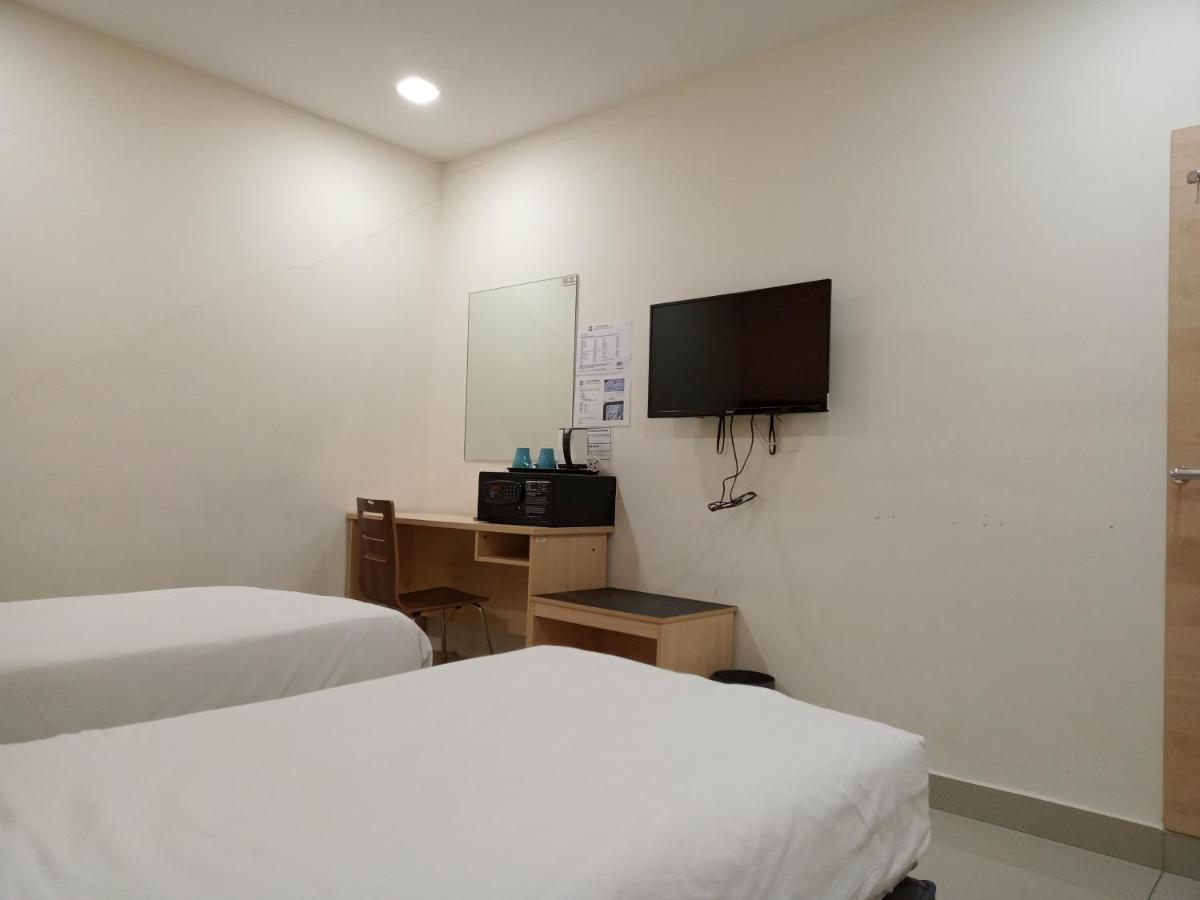 קאג'אנג Avenue Bangi Hotel מראה חיצוני תמונה