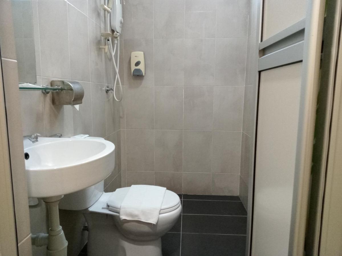 קאג'אנג Avenue Bangi Hotel מראה חיצוני תמונה